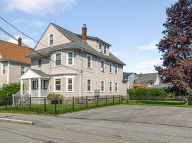 263 Middlesex St, North Andover, MA