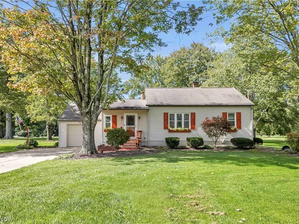 1732 Pleasant Valley Rd, Girard, OH 44420