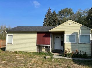 11415 Airport Rd, Everett, WA 98204