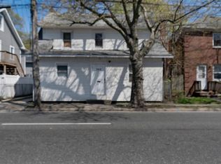 101 Baldwin Rd, Hempstead, NY 11550