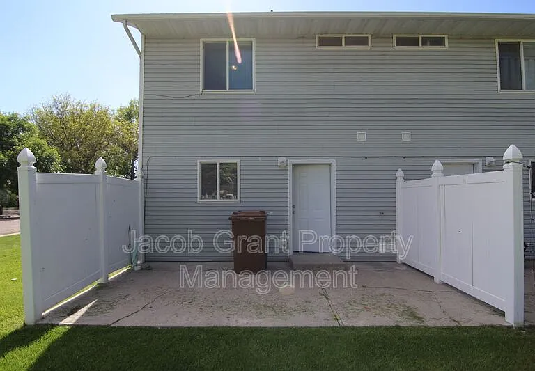 4946 Cole St #4 — Photo 17