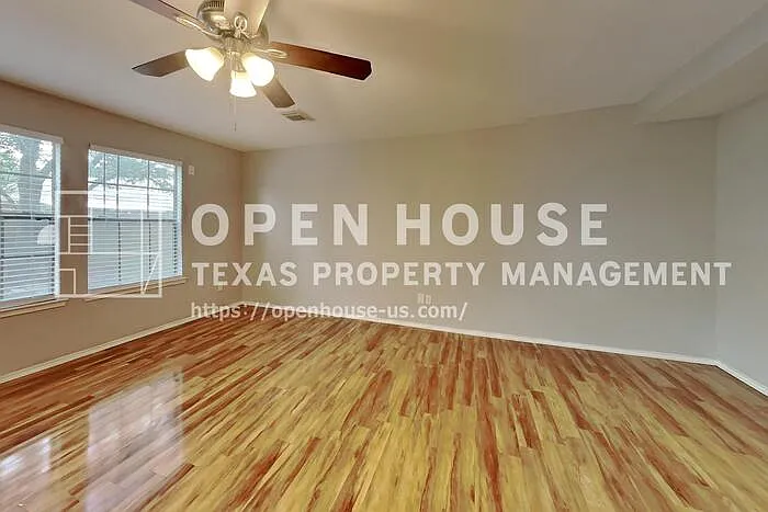 21210 Bridgemeadows Ln — Photo 5