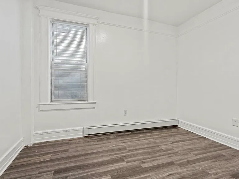 871 S 19th St #1 — Photo 12