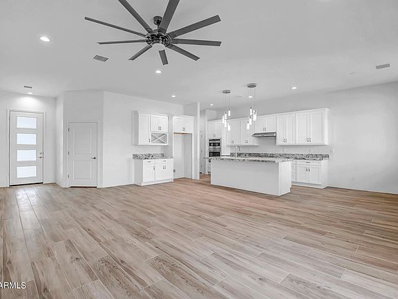 4th image of 28626 N 258TH Avenue
