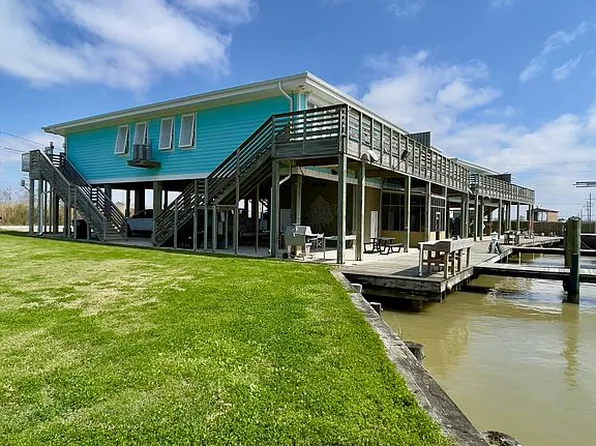 134 Cypress Point Rd #B, Venice, LA 70091