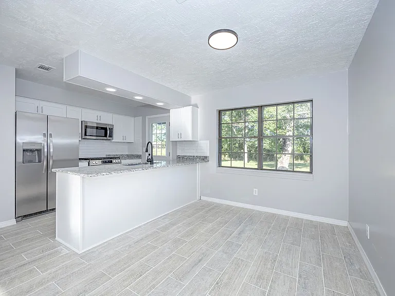 6672 Cortez Cir — Photo 21