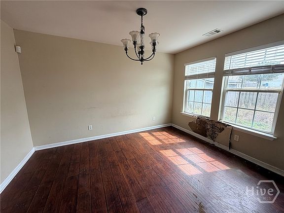 5th image of 512 Windsong Drive