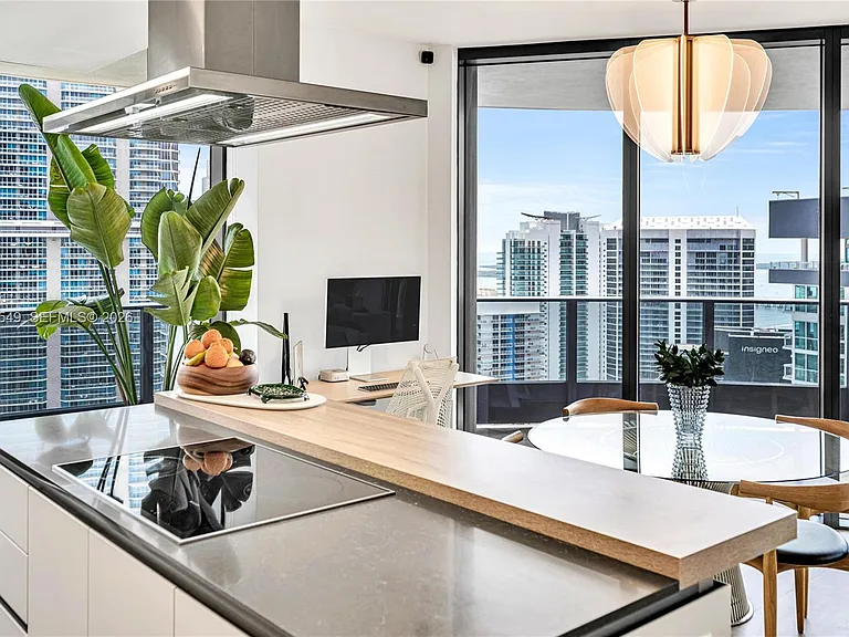 1000 Brickell Plz #4601 — Photo 15