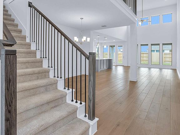 6th image of this home