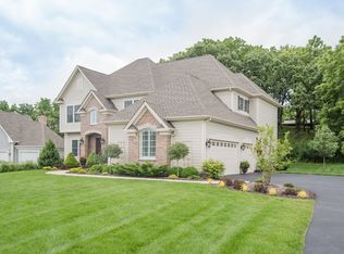 11 Red Cypress Ct, Cary, IL 60013