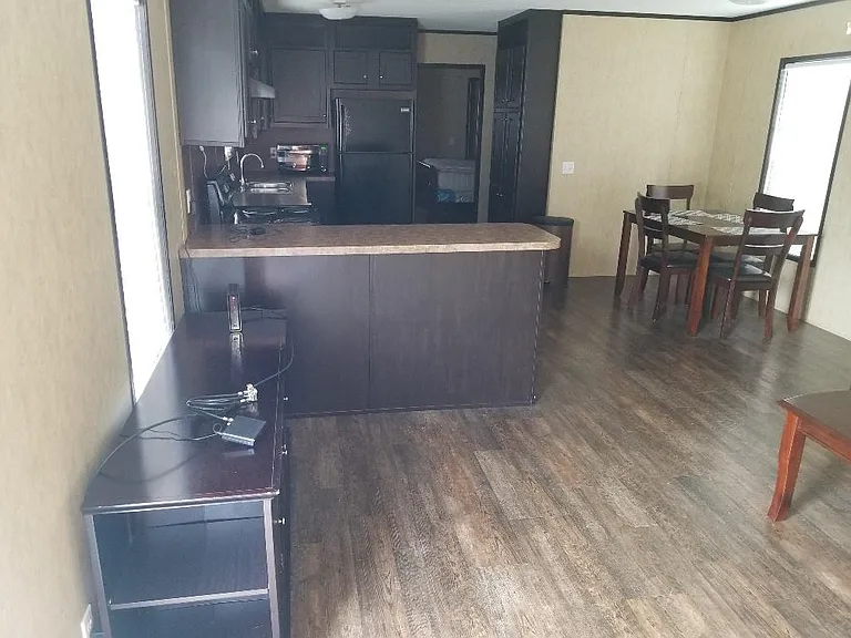 2021 Sam Houston Jones Pkwy — Photo 2