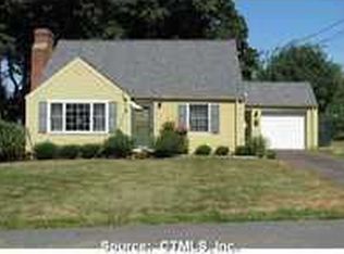 48 Ridgewood Rd, Meriden, CT 06450