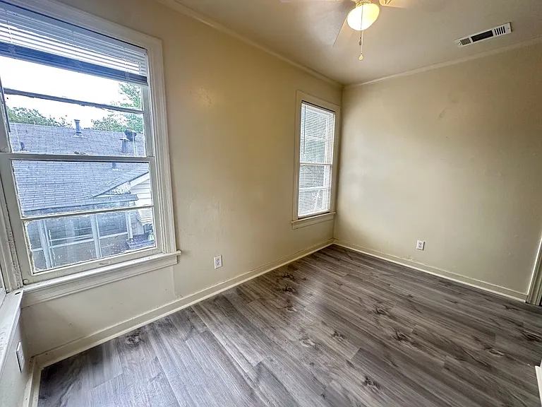 140 E Wilkinson St #142 — Photo 18