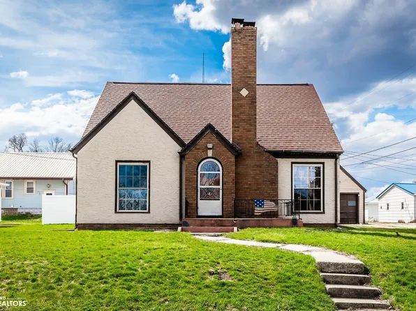 611 Gould St, Gladbrook, IA 50635
