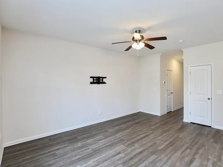 2943 Old Field Rd — Photo 16
