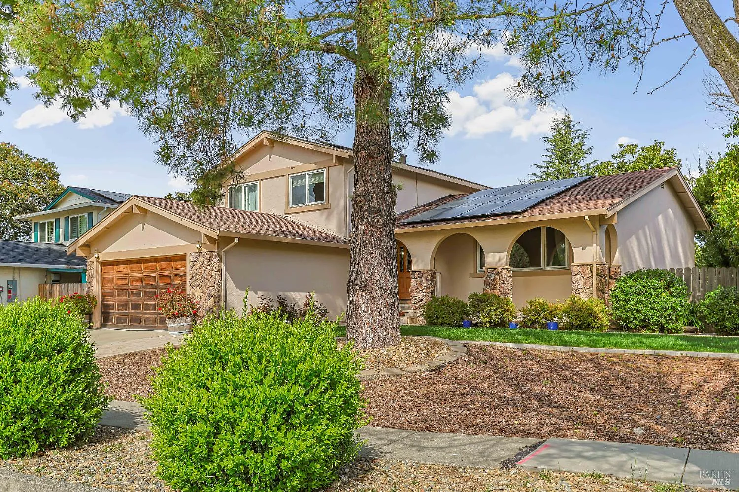 3946 Alexander Street photo 1