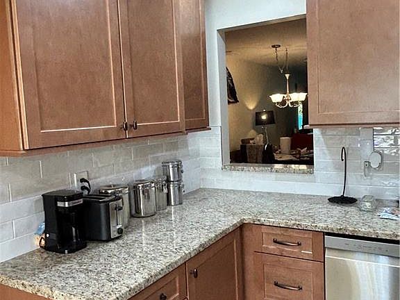 5th image of 119 Stonegate Dr #119