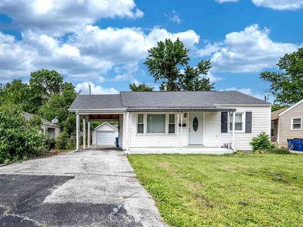 11215 Saint Damian Dr, Saint Ann, MO 63074