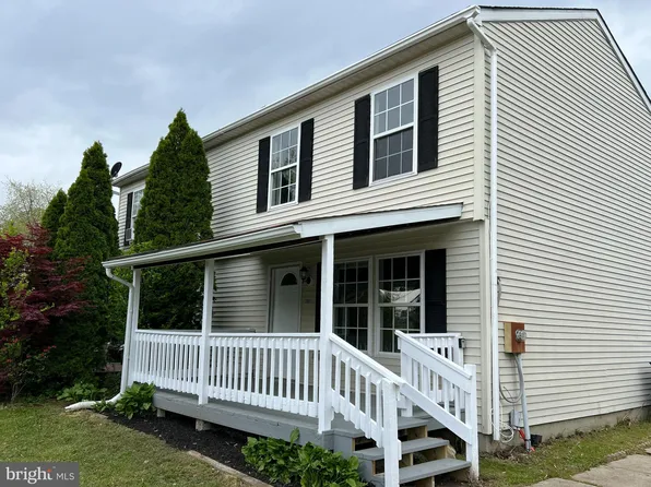 209 Gibbons Ct, Atco, NJ 08004