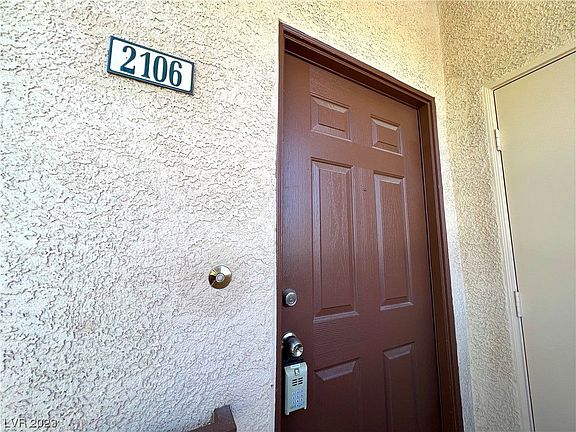 3rd image of 8501 W University Ave Unit 2106