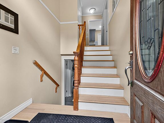 5th image of 22939 128th Ave