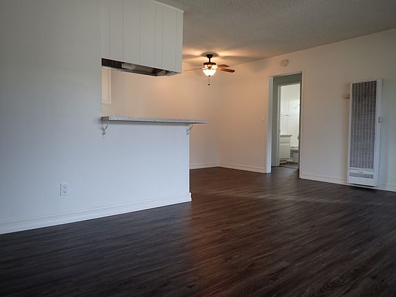 2nd image of 176 Cecil Pl #B