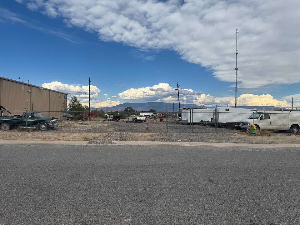 1st image of 374 Indian Rd