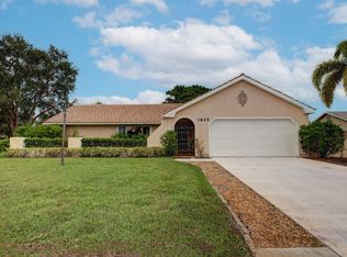 1825 SE Carlin Ave, Port Saint Lucie, FL 34952