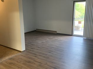 4340 Kennedy Dr APT 103, Racine, WI 53404