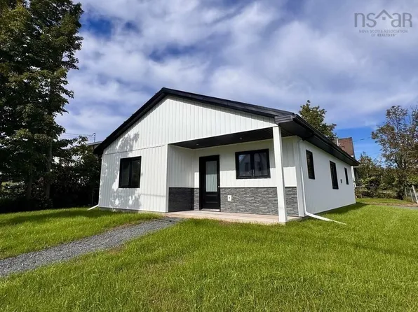 1722 N Main St, Westville, NS B0K 2A0