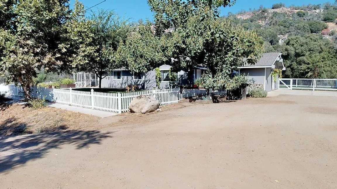 36014 Gooseberry Ln photo 1