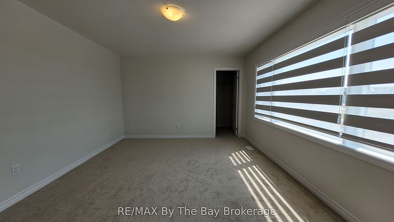 Wasaga Beach House for rent - 4 Bedrooms — photo 14