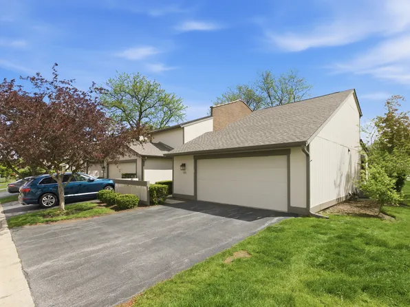 105 Yarrow Ct, Rolling Meadows, IL 60008