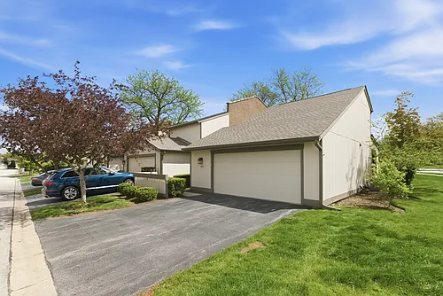 105 Yarrow Ct Photo 1