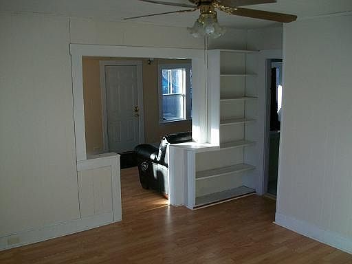Dining Room pic 1