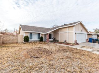 44005 Glenraven Rd, Lancaster, CA 93535