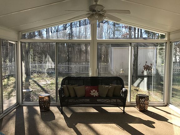 4th image of 3919 Yorkford Dr