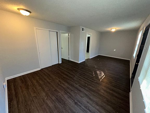 2nd image of 1524 Gold Ave