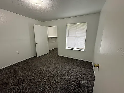 Villa Nueva Apartments — Photo 41