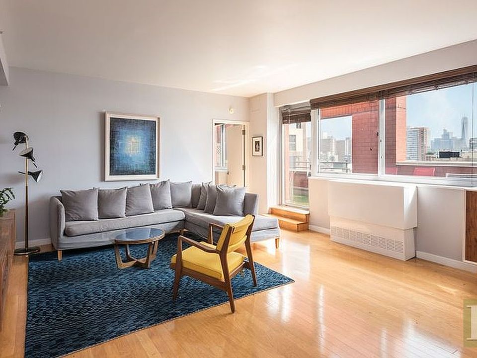 1st image of 555 W 23rd St Unit Penthouse H