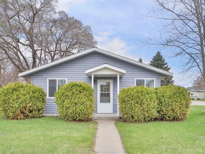 223 Main St NE, Menahga, MN, 56464