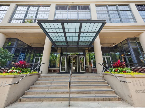 900 N Kingsbury St APT 852, Chicago, IL 60610