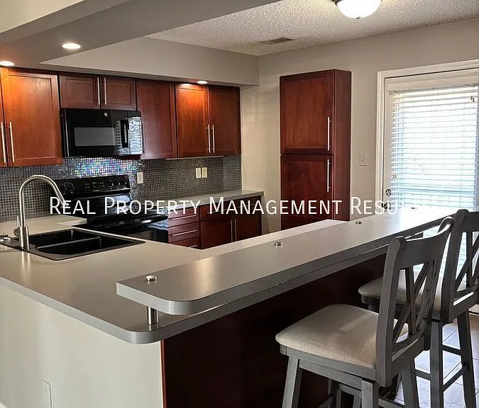 107 Olde Newburgh Dr — Photo 6