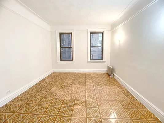 Rented by Bohemia Realty Group | media 10