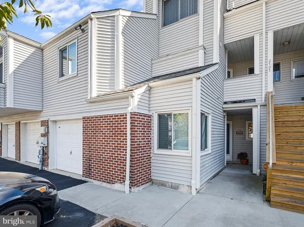 2703 Creekside Dr #75, Newark, DE 19711