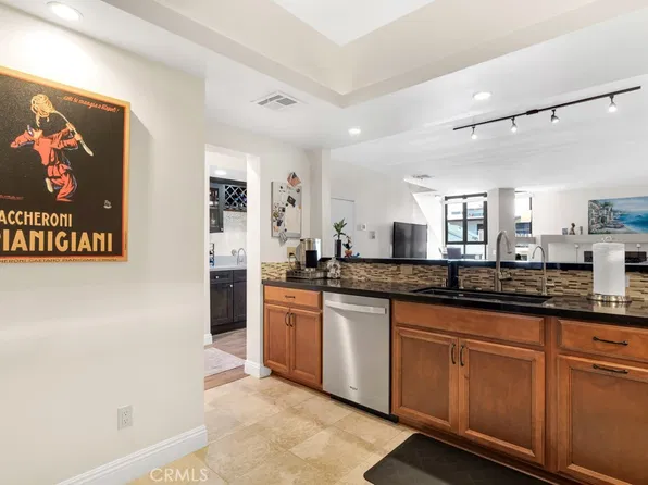 5230 Bellingham Ave Unit 7, Valley Village, CA 91607