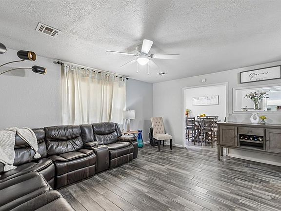 3rd image of 12302 SW 15th Ter