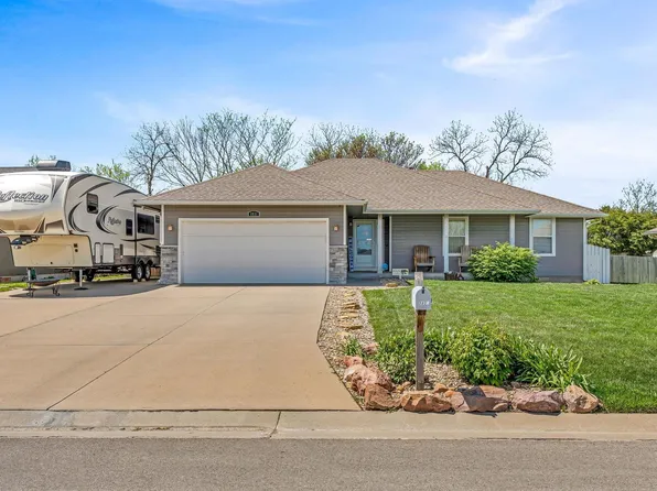 3931 NW Krysten St, Topeka, KS 66618