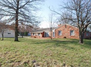 1136 E 1200th Rd, Lawrence, KS 66047