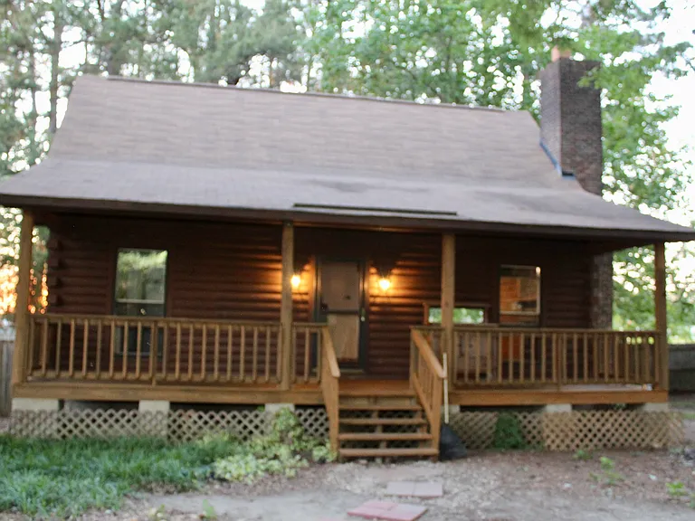 528 Mailman Rd — Photo 1